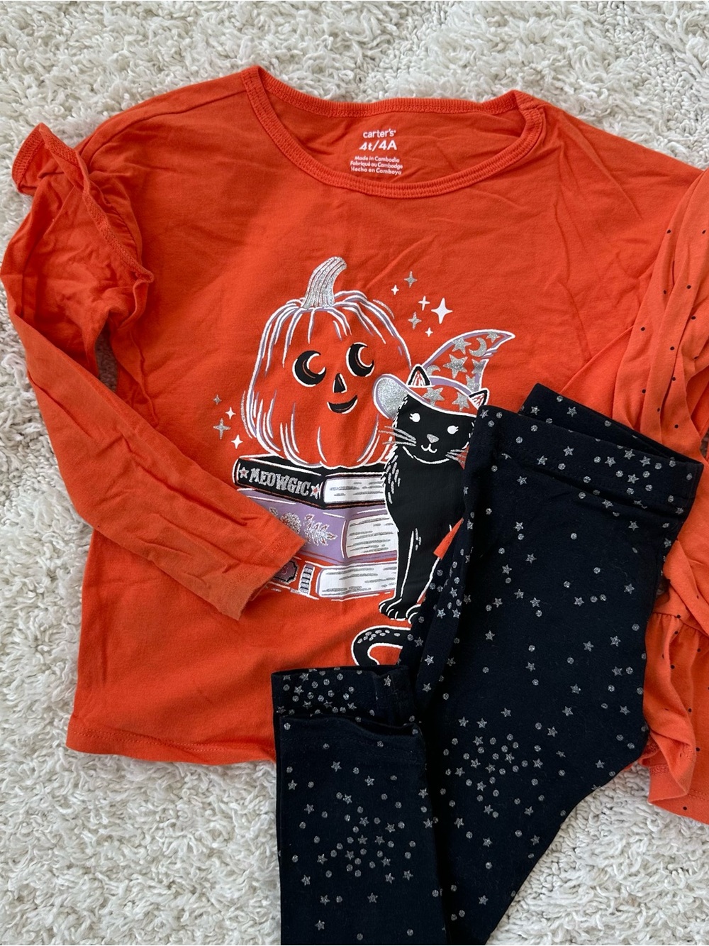 Toddler Halloween Clothing Bundle - Picture 8 of 9